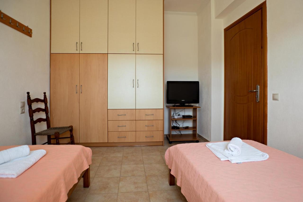Nikki'S Family Apartments Sívota 外观 照片