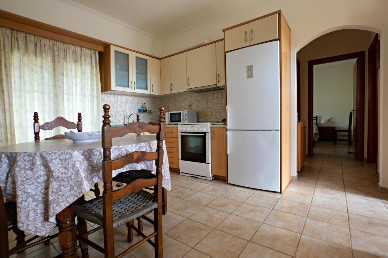 Nikki'S Family Apartments Sívota 外观 照片