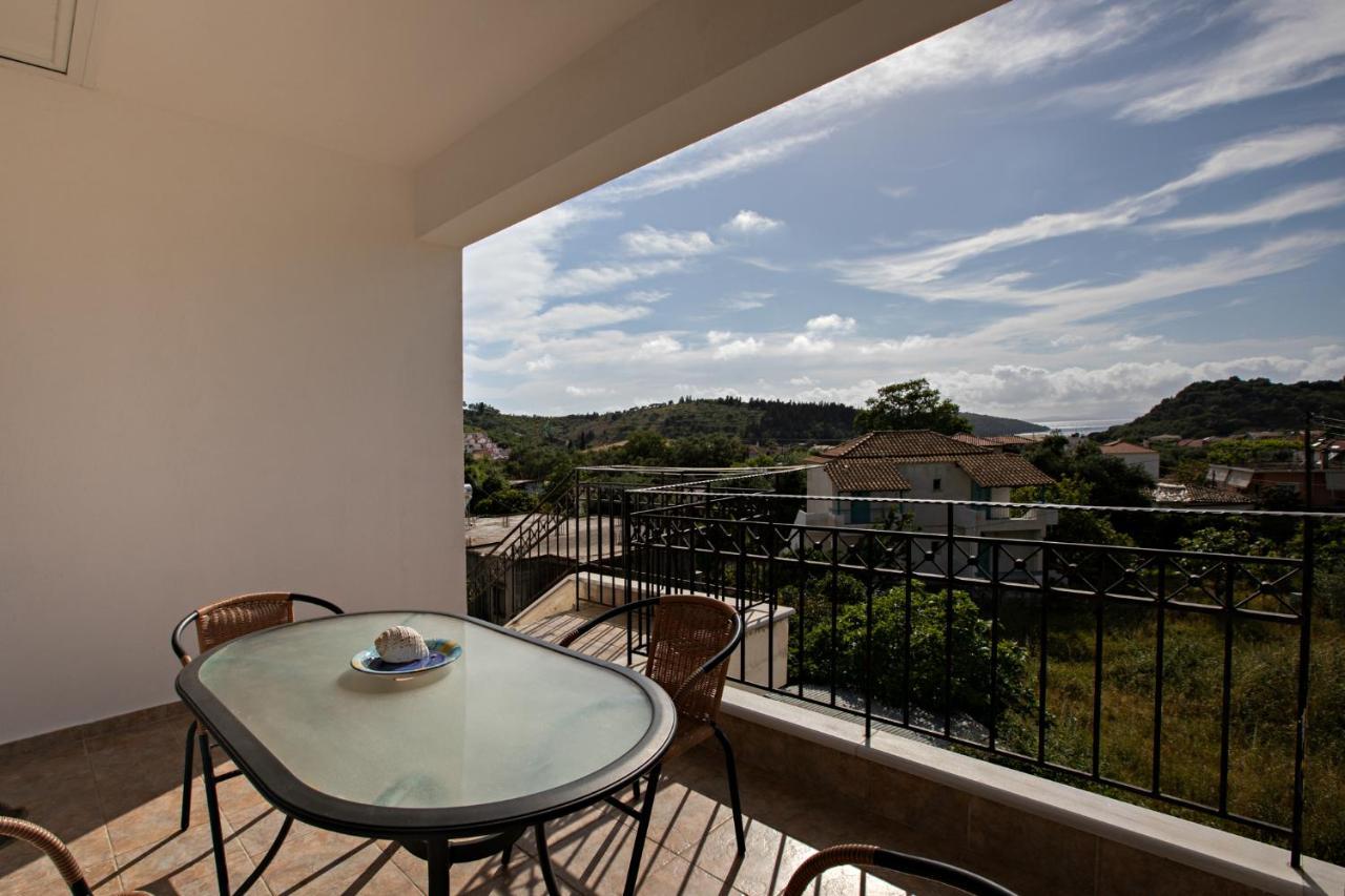 Nikki'S Family Apartments Sívota 外观 照片